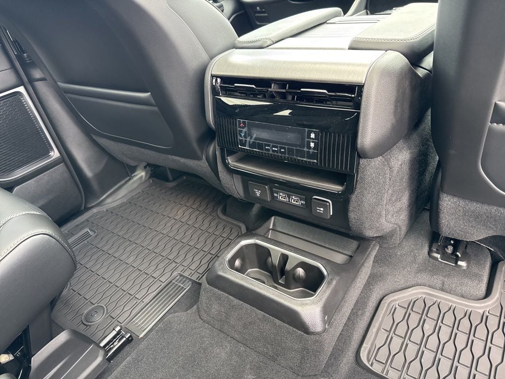 2026 Jeep Grand Wagoneer GRAND WAGONEER UPLAND 4X4