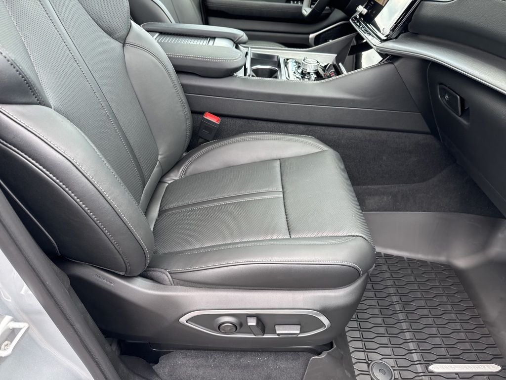 2026 Jeep Grand Wagoneer GRAND WAGONEER UPLAND 4X4