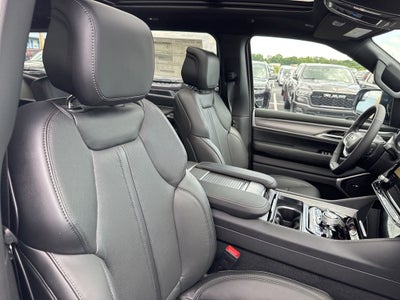 2026 Jeep Grand Wagoneer GRAND WAGONEER UPLAND 4X4