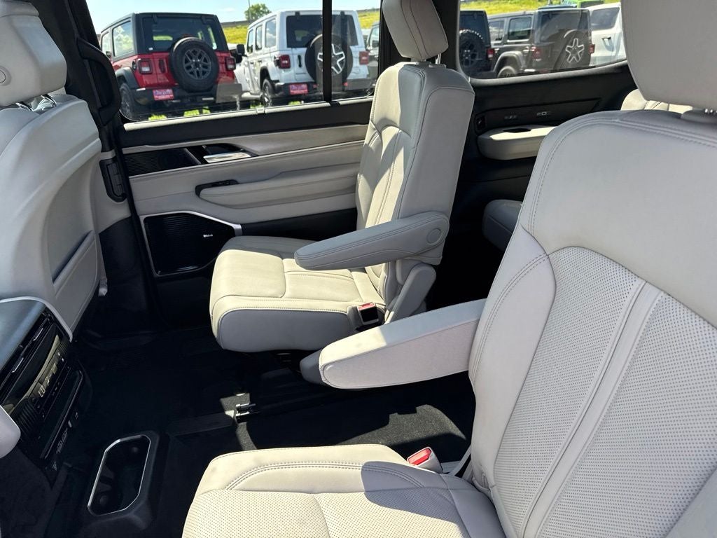 2026 Jeep Grand Wagoneer GRAND WAGONEER LIMITED RESERVE 4X4