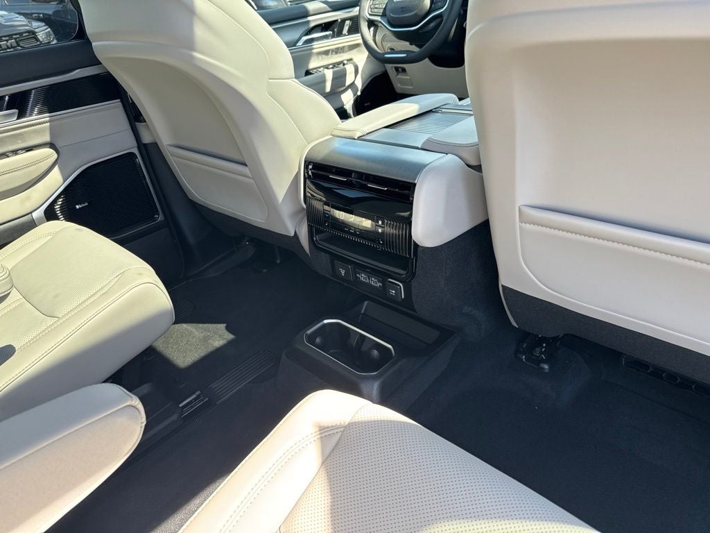 2026 Jeep Grand Wagoneer GRAND WAGONEER LIMITED RESERVE 4X4