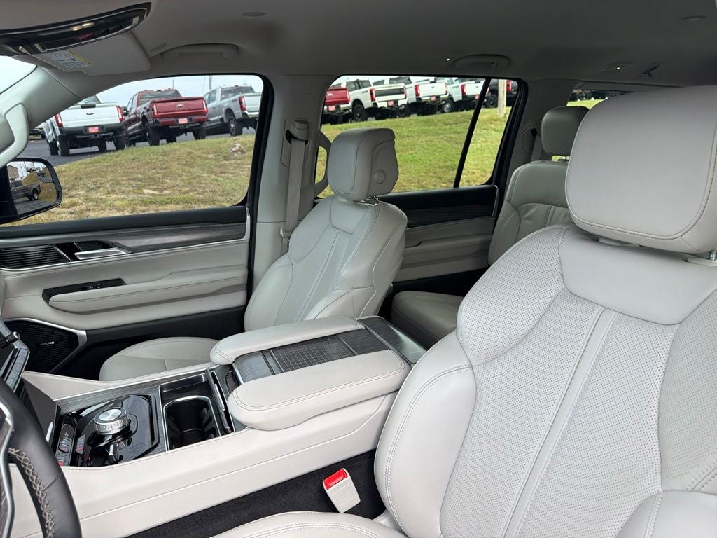 2024 Jeep Wagoneer Series II Pre Owned