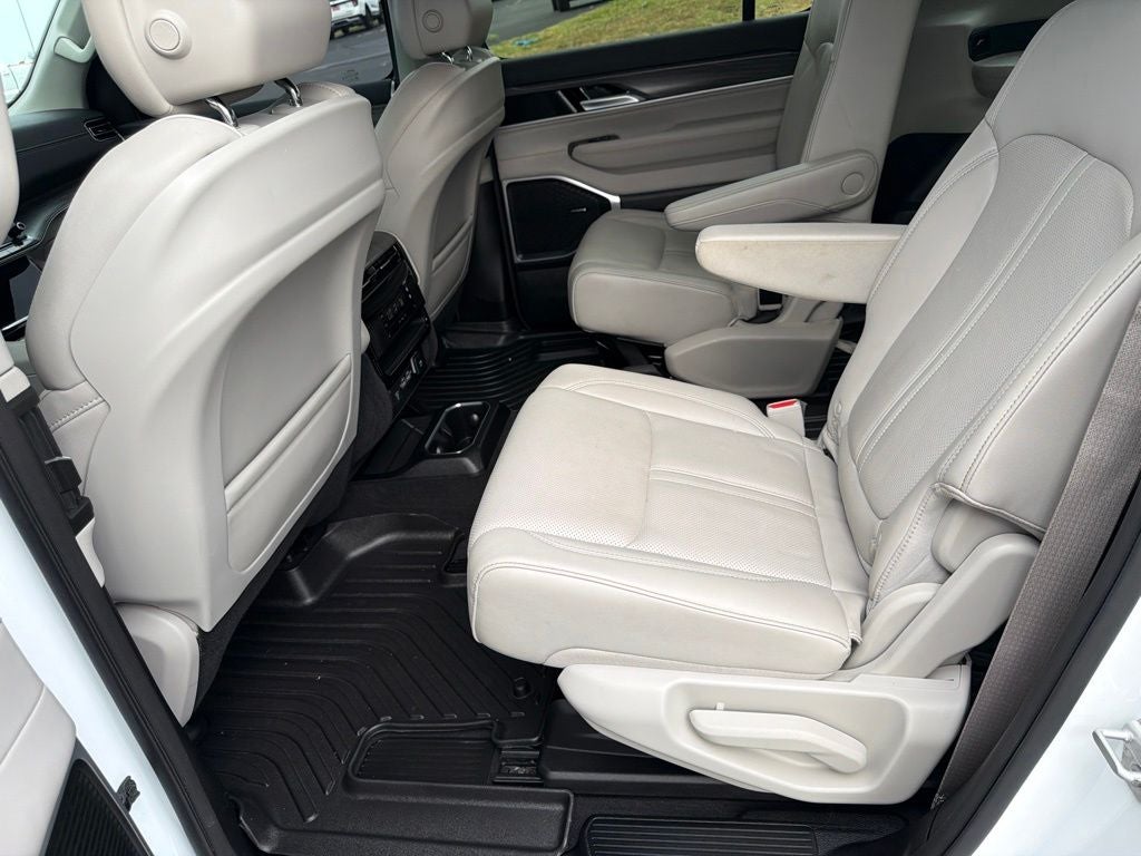 2024 Jeep Wagoneer Series II Pre Owned