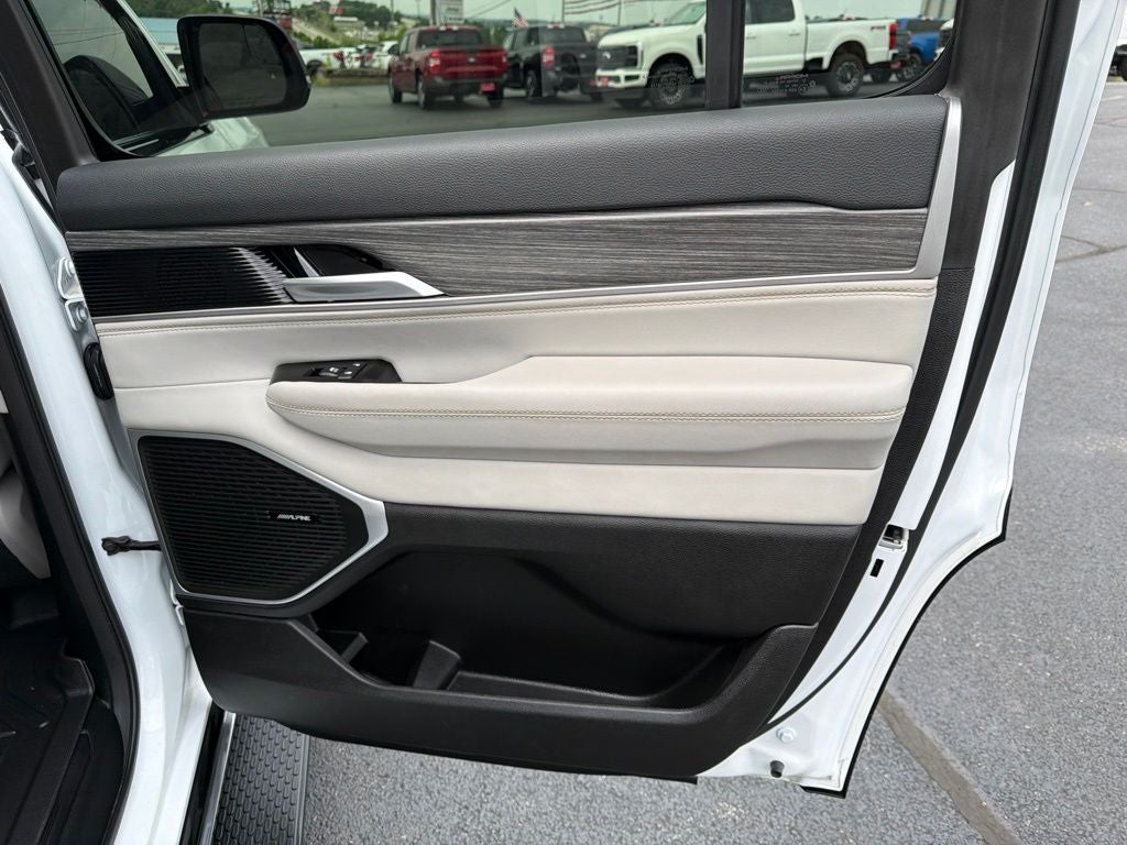 2024 Jeep Wagoneer Series II Pre Owned