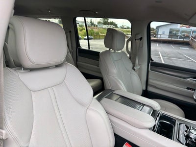 2024 Jeep Wagoneer Series II Pre Owned
