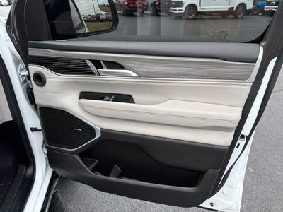 2024 Jeep Wagoneer Series II Pre Owned
