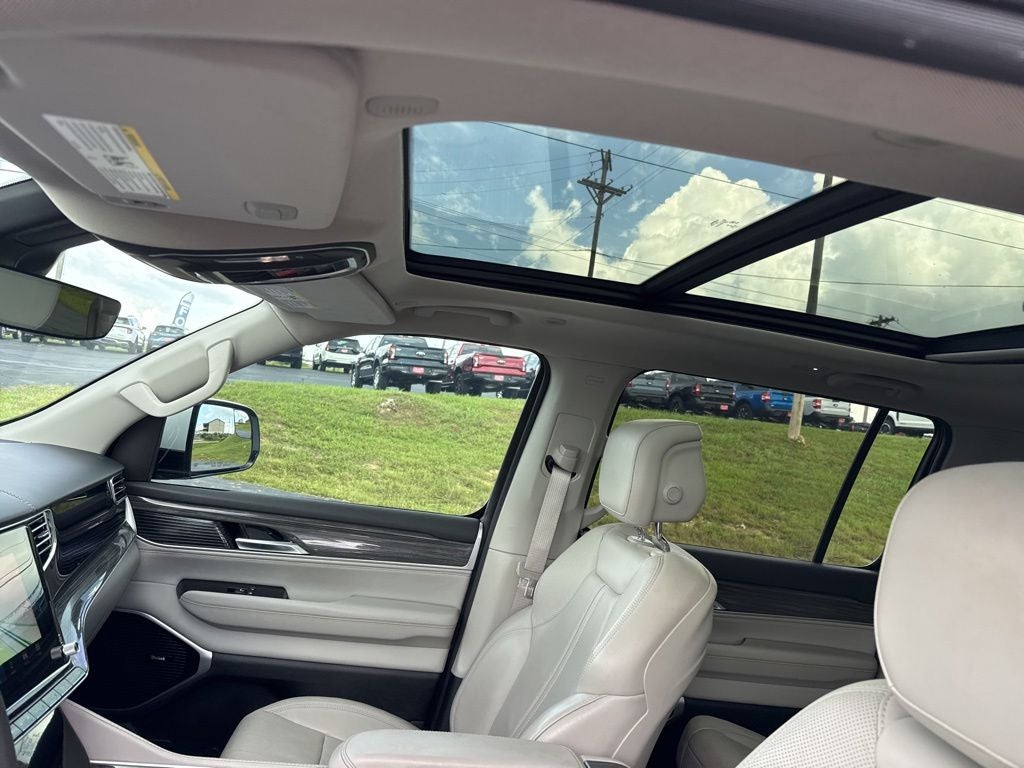 2022 Jeep Wagoneer Series III 4x4