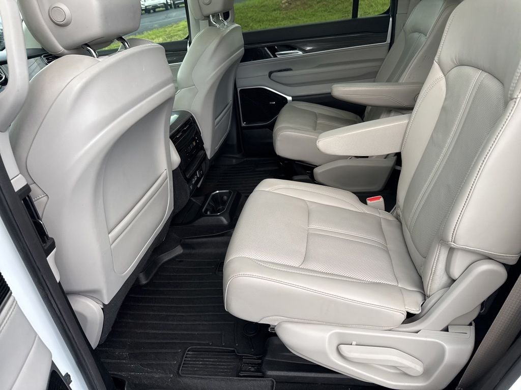 2022 Jeep Wagoneer Series III 4x4