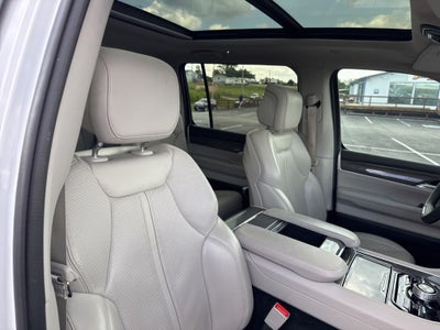 2022 Jeep Wagoneer Series III 4x4
