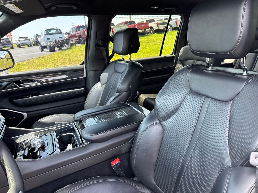 2022 Jeep Wagoneer Series III 4x4