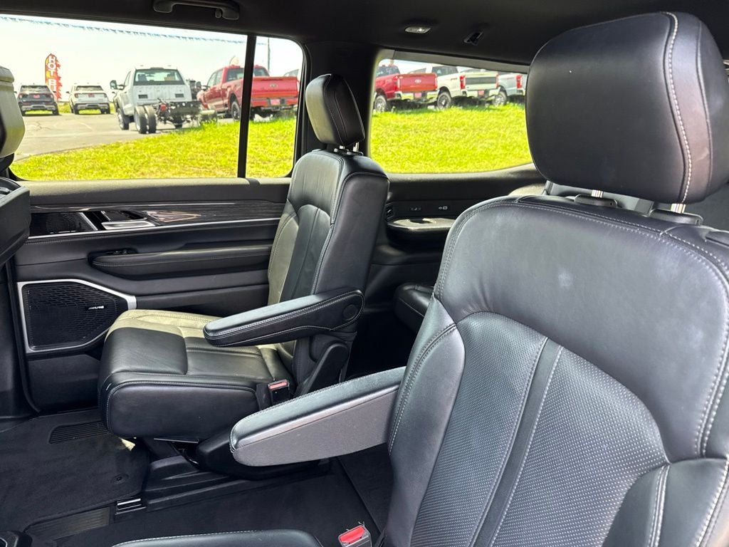 2022 Jeep Wagoneer Series III 4x4