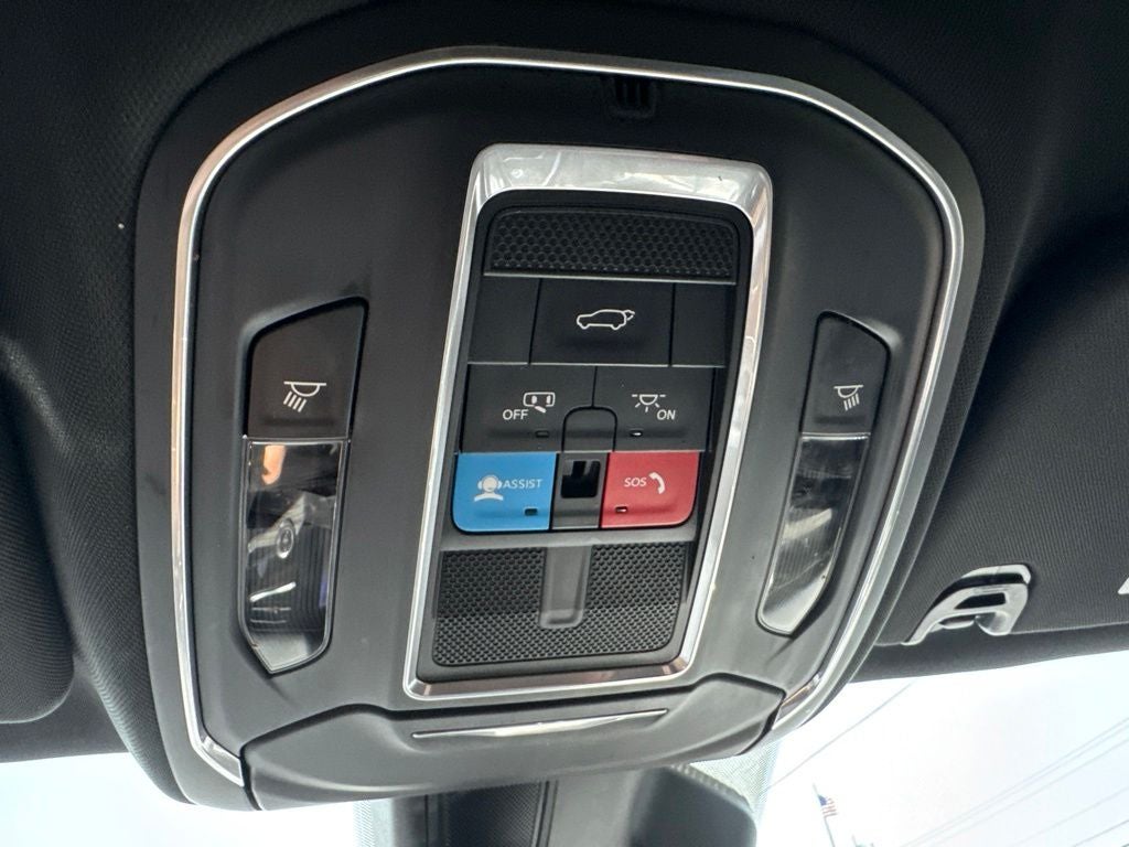2022 Jeep Wagoneer Series III 4x4