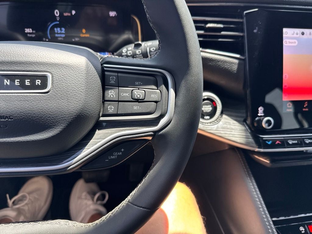 2022 Jeep Wagoneer Series III 4x4