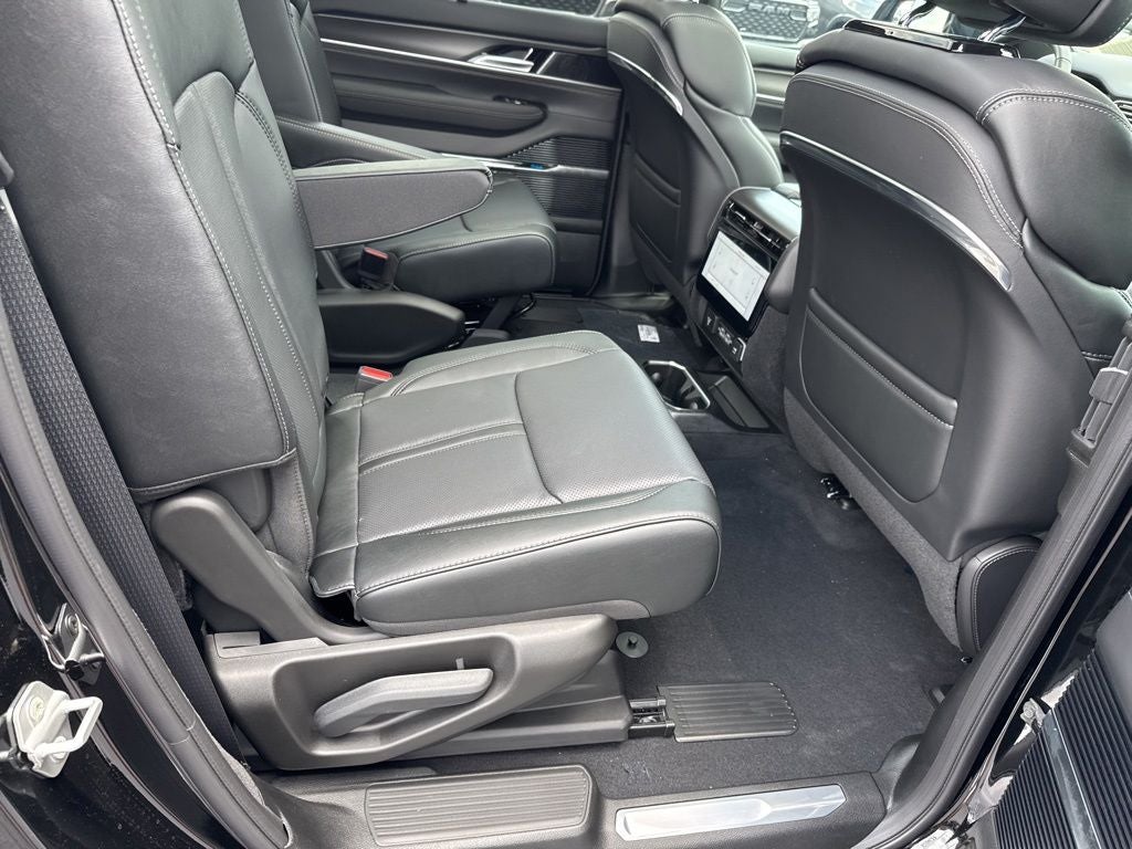 2026 Jeep Grand Wagoneer GRAND WAGONEER SUMMIT OBSIDIAN 4X4