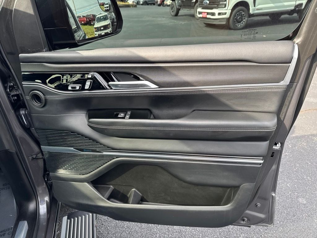 2024 Jeep Grand Wagoneer Series II 4x4