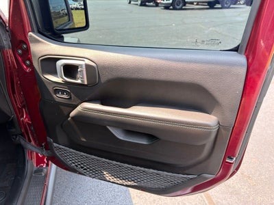 2022 Jeep Gladiator Overland 4x4