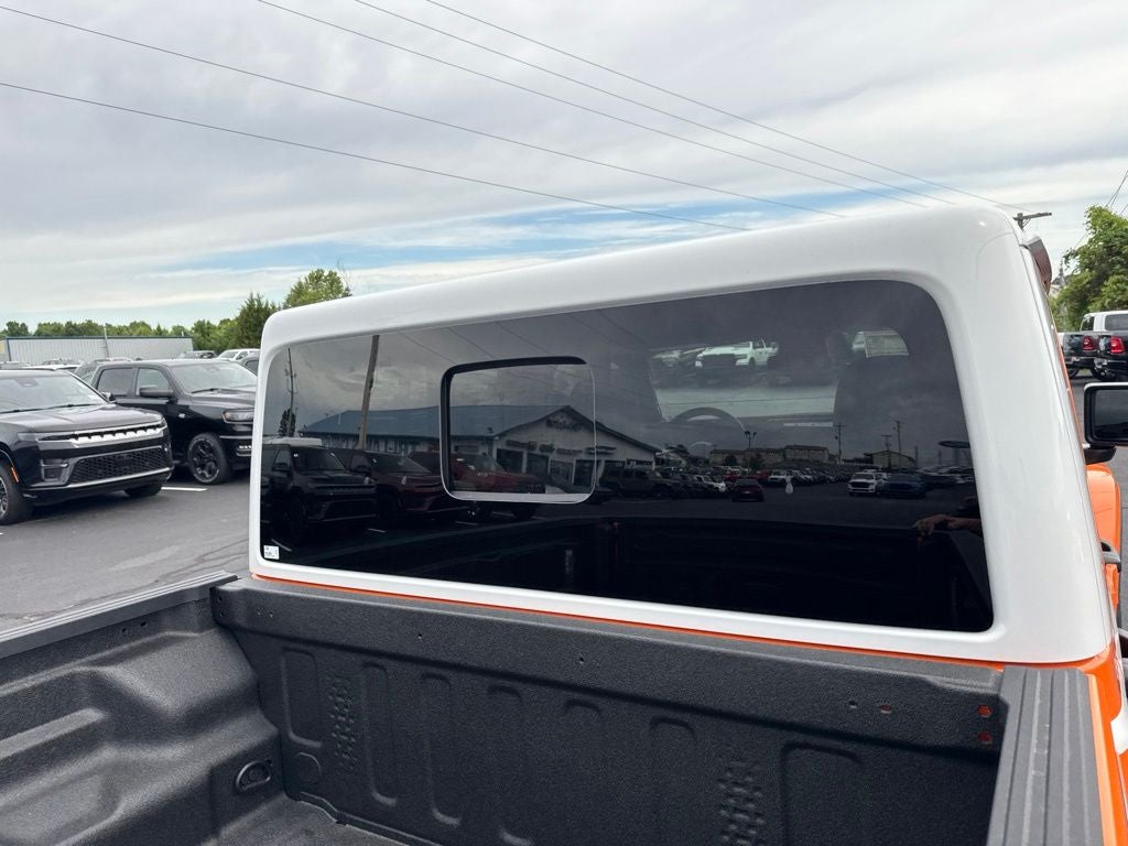 2026 Jeep Gladiator GLADIATOR SAHARA 4X4