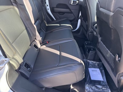 2026 Jeep Gladiator GLADIATOR SAHARA 4X4