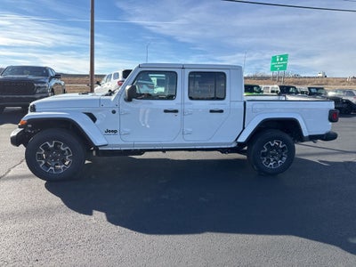 2026 Jeep Gladiator GLADIATOR SAHARA 4X4