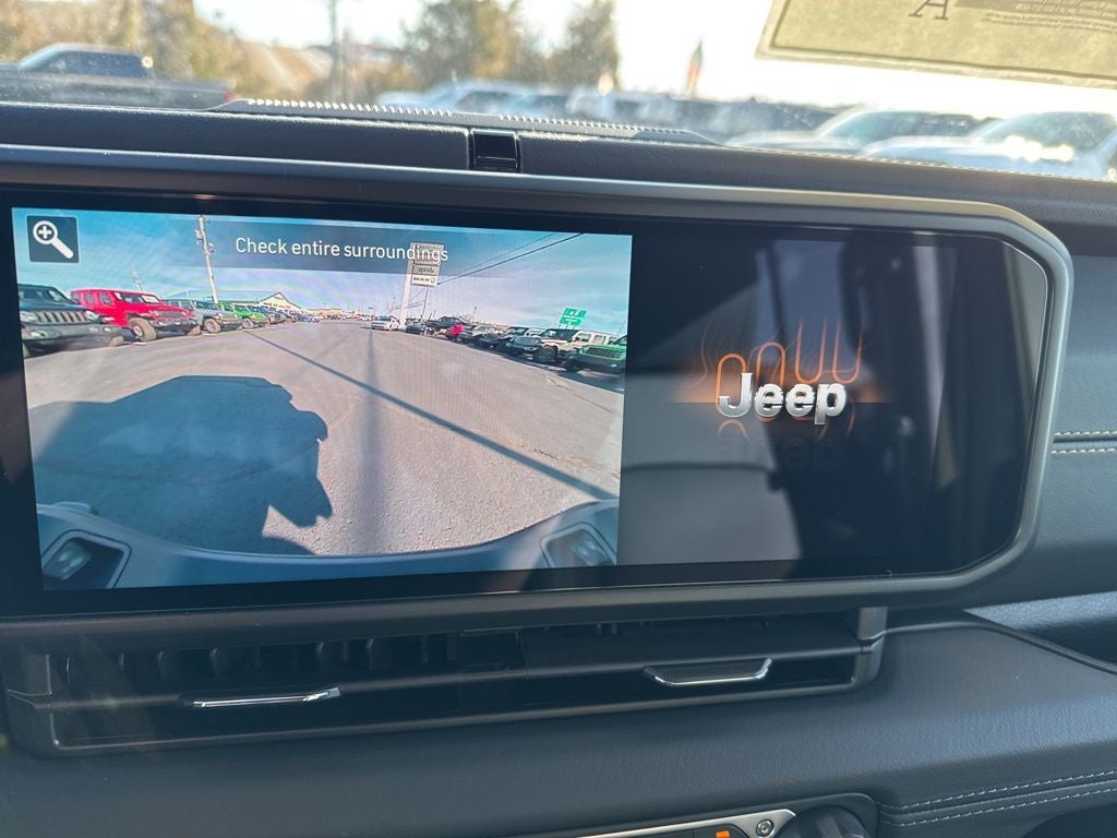 2026 Jeep Gladiator GLADIATOR SAHARA 4X4