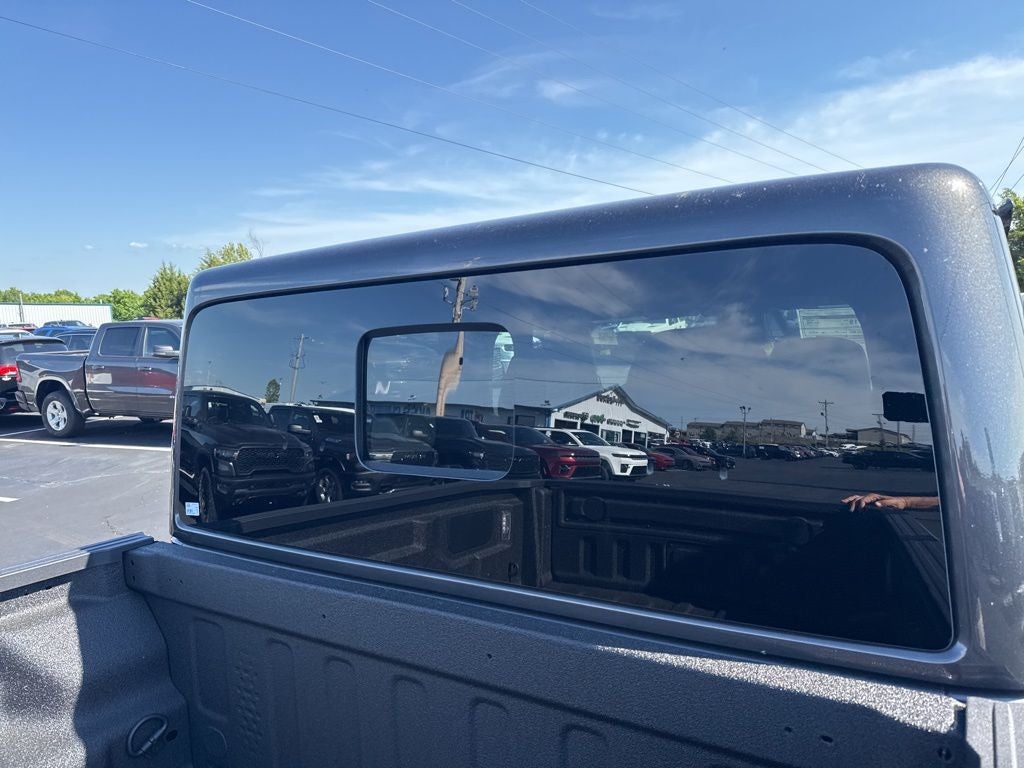 2026 Jeep Gladiator GLADIATOR SAHARA 4X4