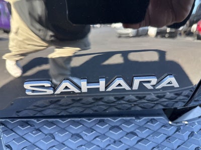2026 Jeep Gladiator GLADIATOR SAHARA 4X4