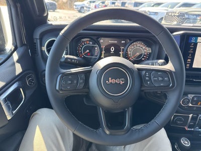 2026 Jeep Gladiator GLADIATOR SAHARA 4X4
