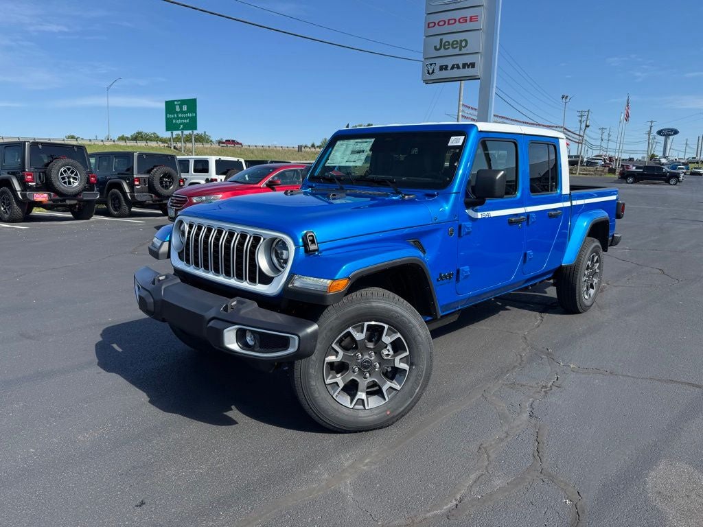 2026 Jeep Gladiator GLADIATOR SAHARA 4X4