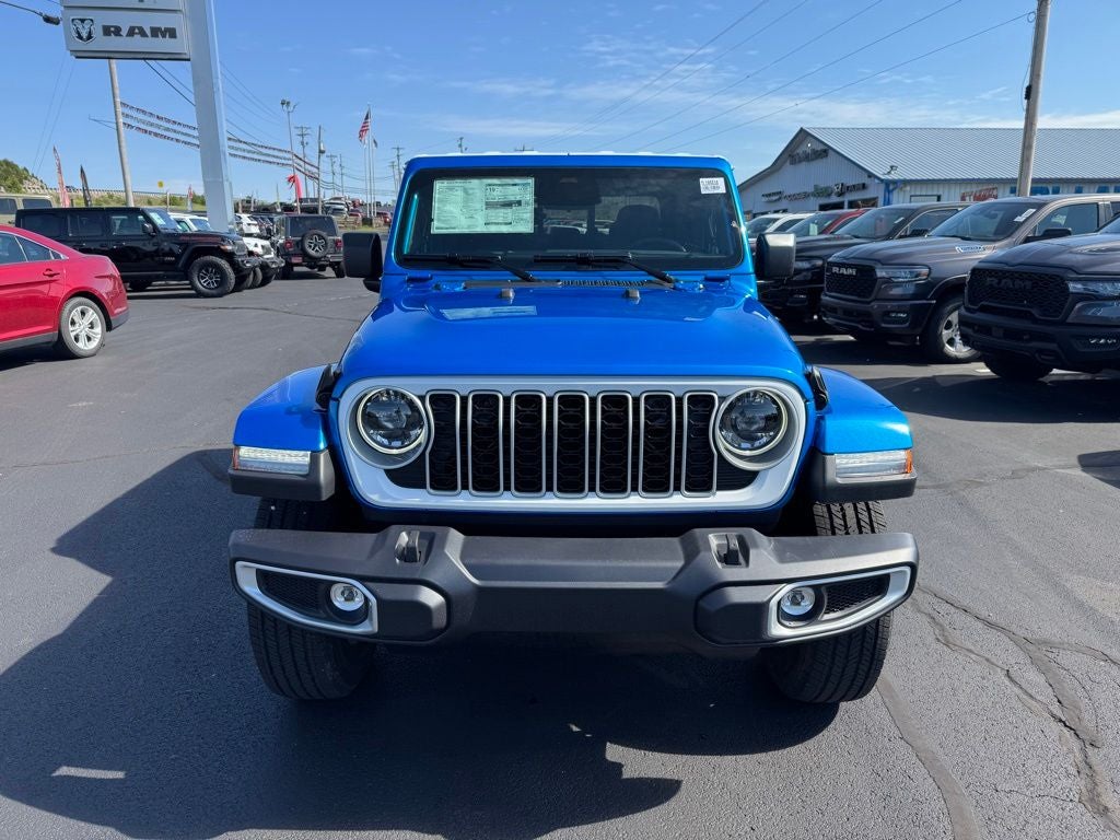 2026 Jeep Gladiator GLADIATOR SAHARA 4X4