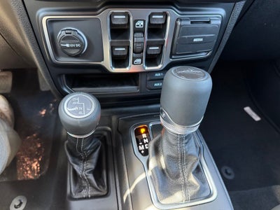 2026 Jeep Gladiator GLADIATOR SAHARA 4X4