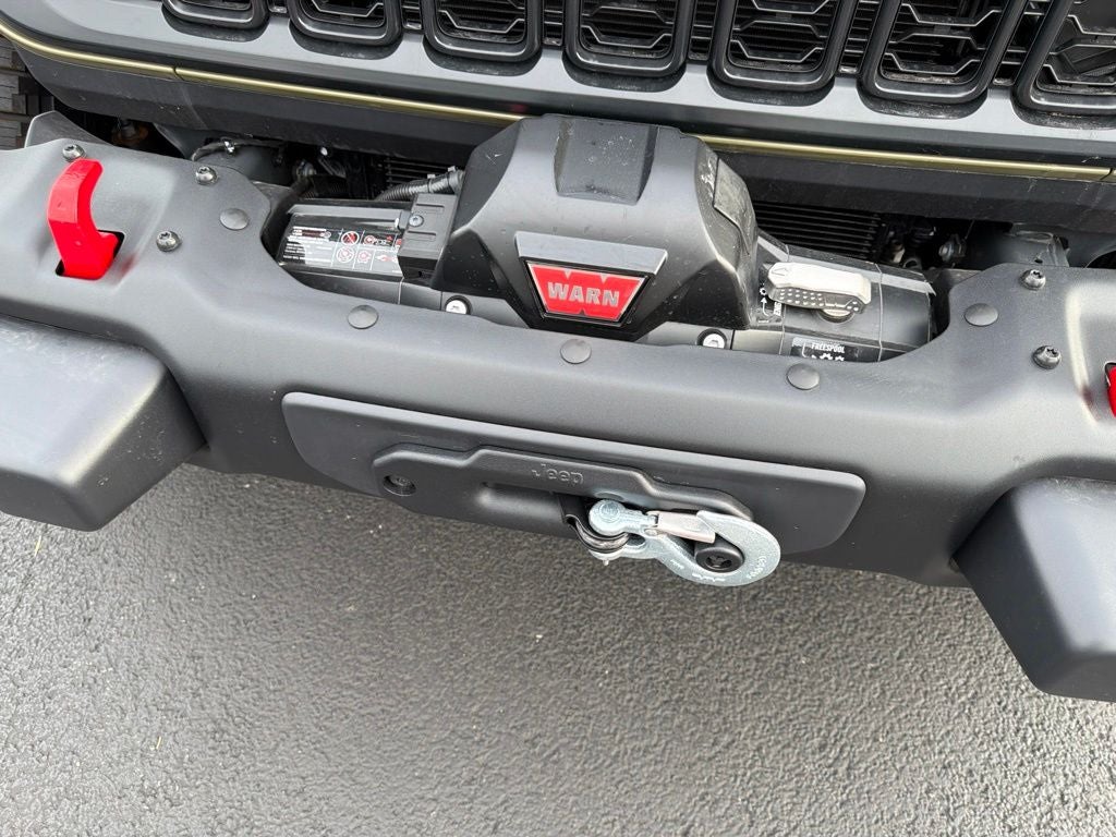 2026 Jeep Gladiator GLADIATOR SHADOW OPS 4X4