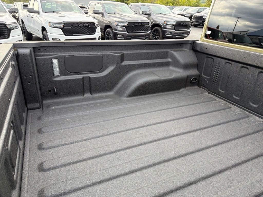2026 Jeep Gladiator GLADIATOR SHADOW OPS 4X4