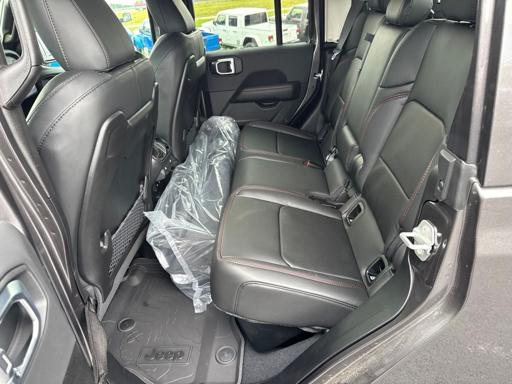 2026 Jeep Gladiator GLADIATOR SHADOW OPS 4X4