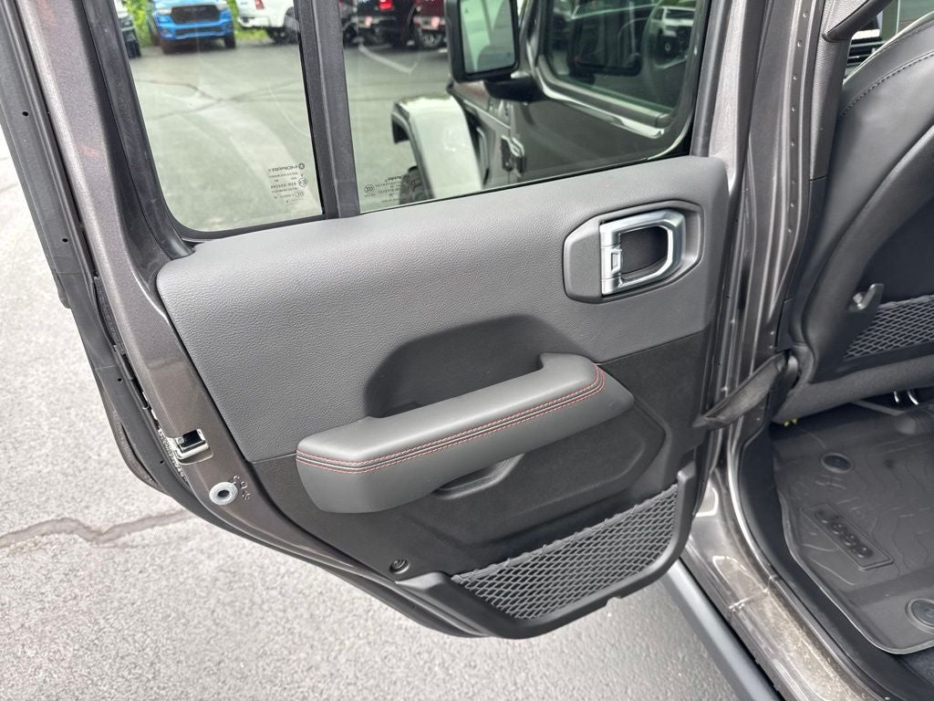 2026 Jeep Gladiator GLADIATOR SHADOW OPS 4X4