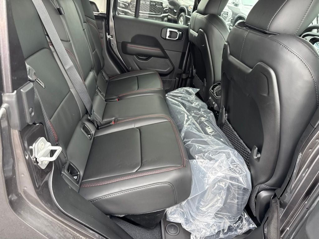 2026 Jeep Gladiator GLADIATOR SHADOW OPS 4X4