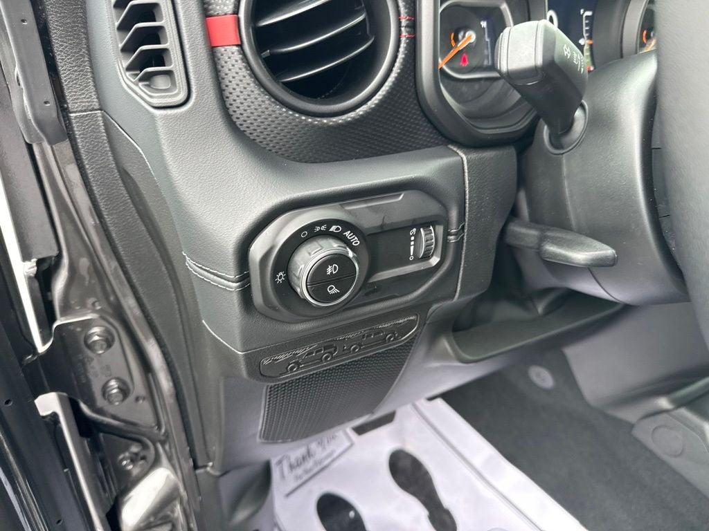 2026 Jeep Gladiator GLADIATOR SHADOW OPS 4X4