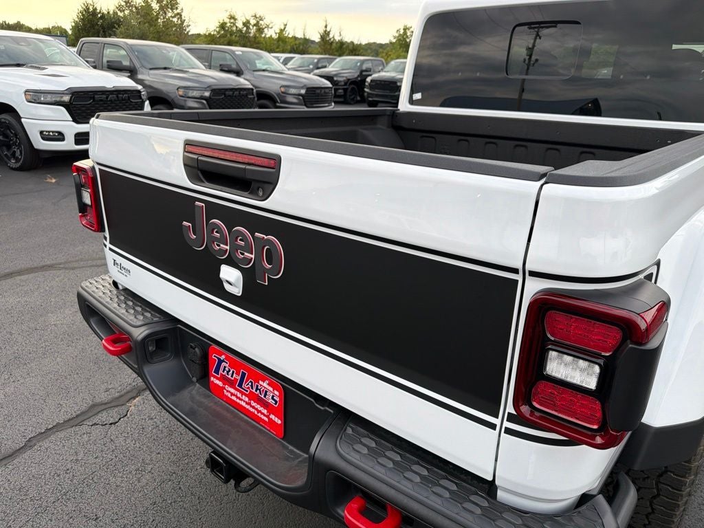2026 Jeep Gladiator GLADIATOR SHADOW OPS 4X4