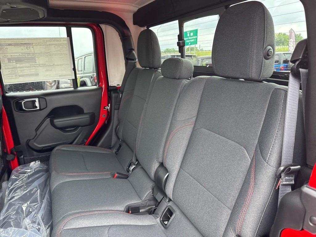 2025 Jeep Gladiator GLADIATOR RUBICON 4X4