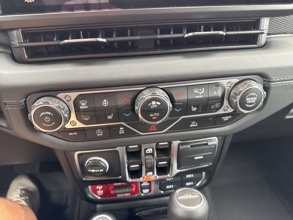 2025 Jeep Gladiator GLADIATOR RUBICON 4X4