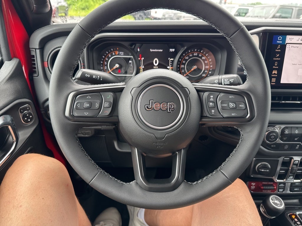 2025 Jeep Gladiator GLADIATOR RUBICON 4X4