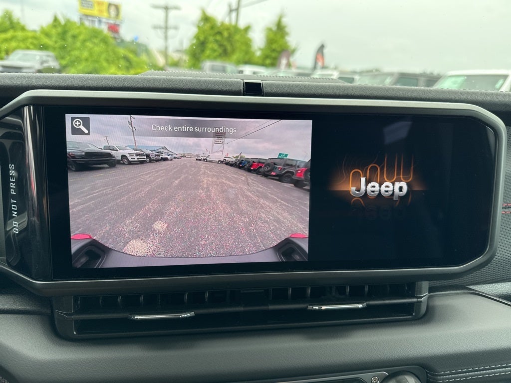 2025 Jeep Gladiator GLADIATOR RUBICON 4X4