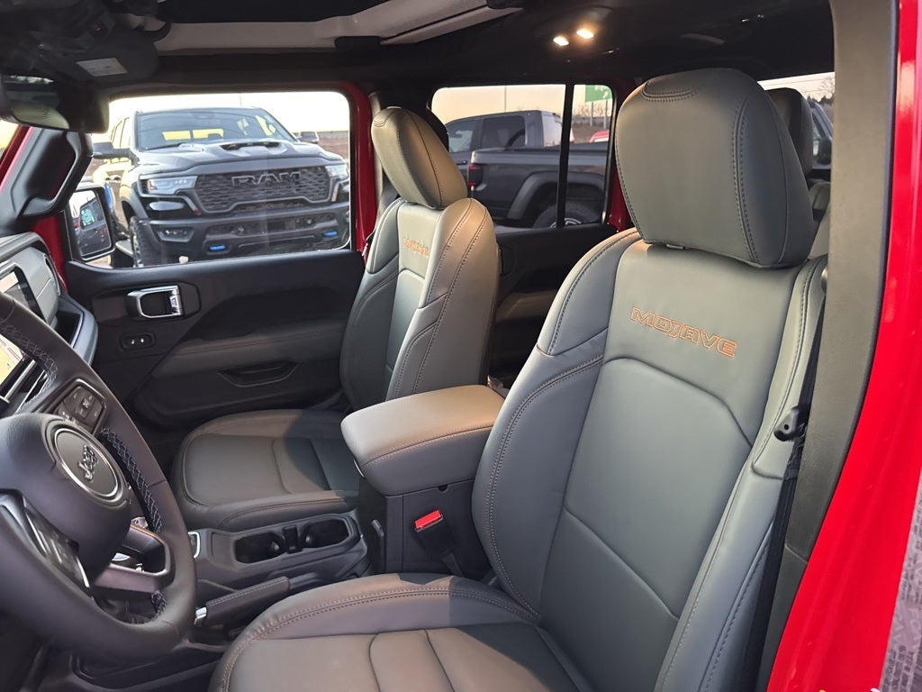 2026 Jeep Gladiator GLADIATOR MOJAVE X 4X4