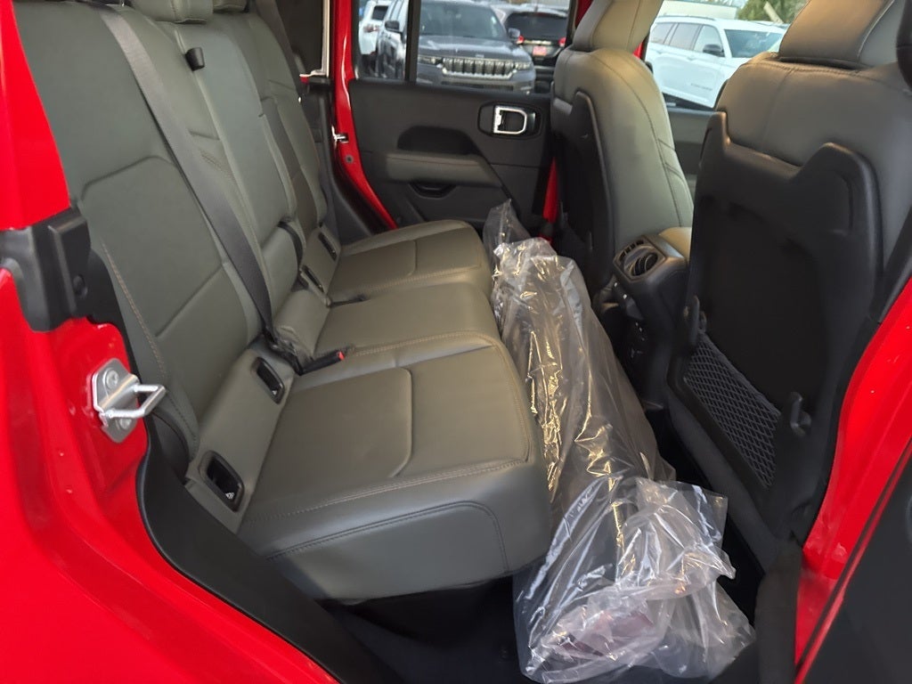 2026 Jeep Gladiator GLADIATOR MOJAVE X 4X4