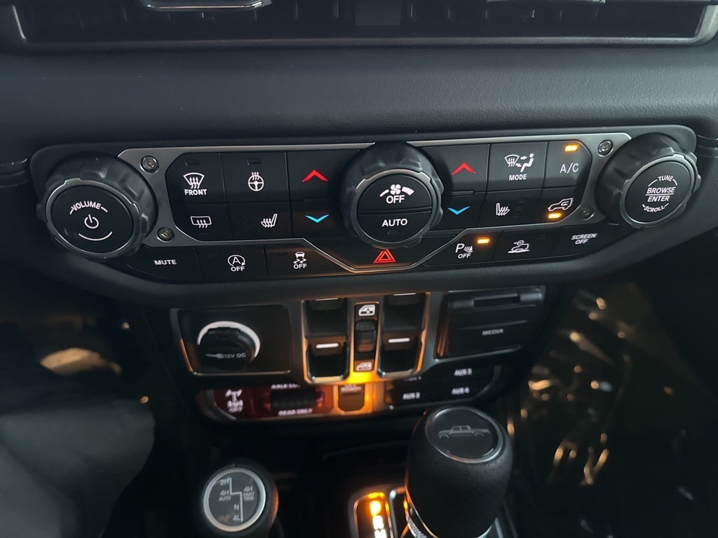 2026 Jeep Gladiator GLADIATOR MOJAVE X 4X4