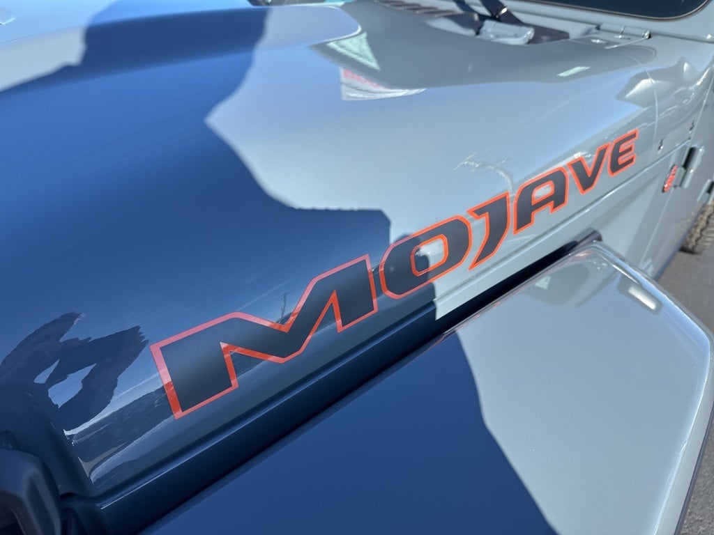 2026 Jeep Gladiator GLADIATOR MOJAVE 4X4