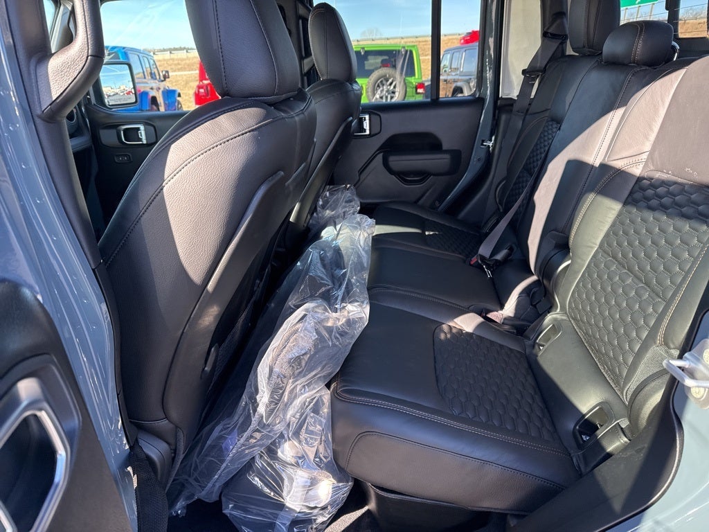 2026 Jeep Gladiator GLADIATOR MOJAVE 4X4