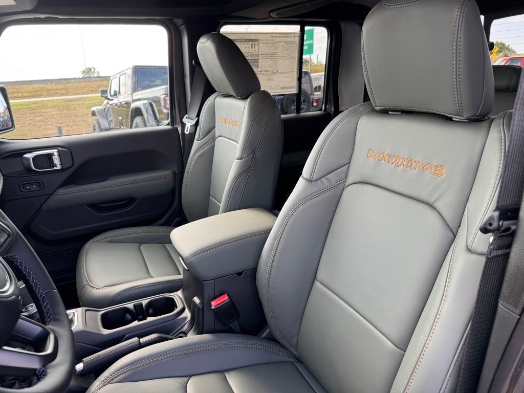 2025 Jeep Gladiator GLADIATOR MOJAVE 4X4