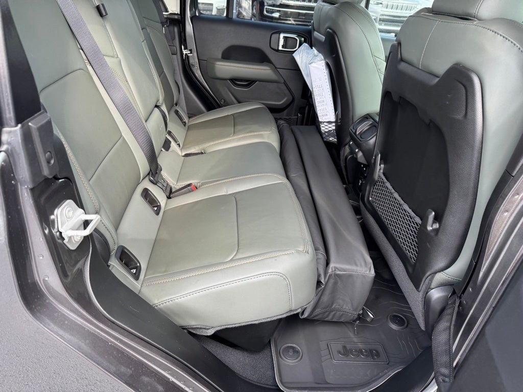 2025 Jeep Gladiator GLADIATOR MOJAVE 4X4