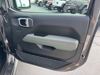 2025 Jeep Gladiator GLADIATOR MOJAVE 4X4