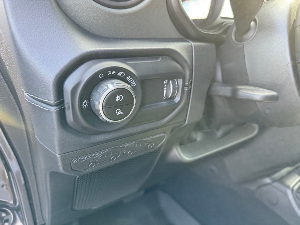 2025 Jeep Gladiator GLADIATOR MOJAVE 4X4